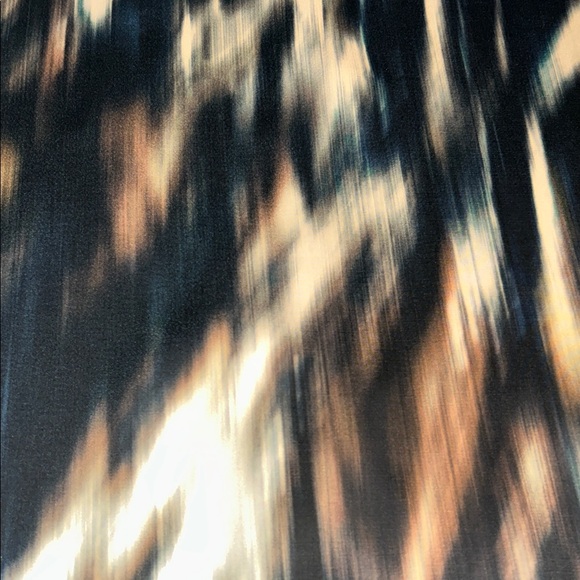 H&M Black and Cream Midi Dress - Picture 4 of 6